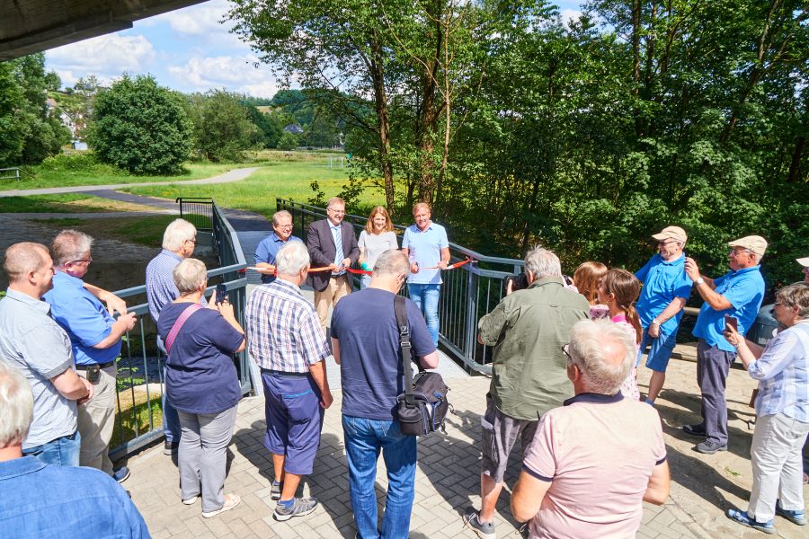 Eine Brücke für DreisTiefenbach ›